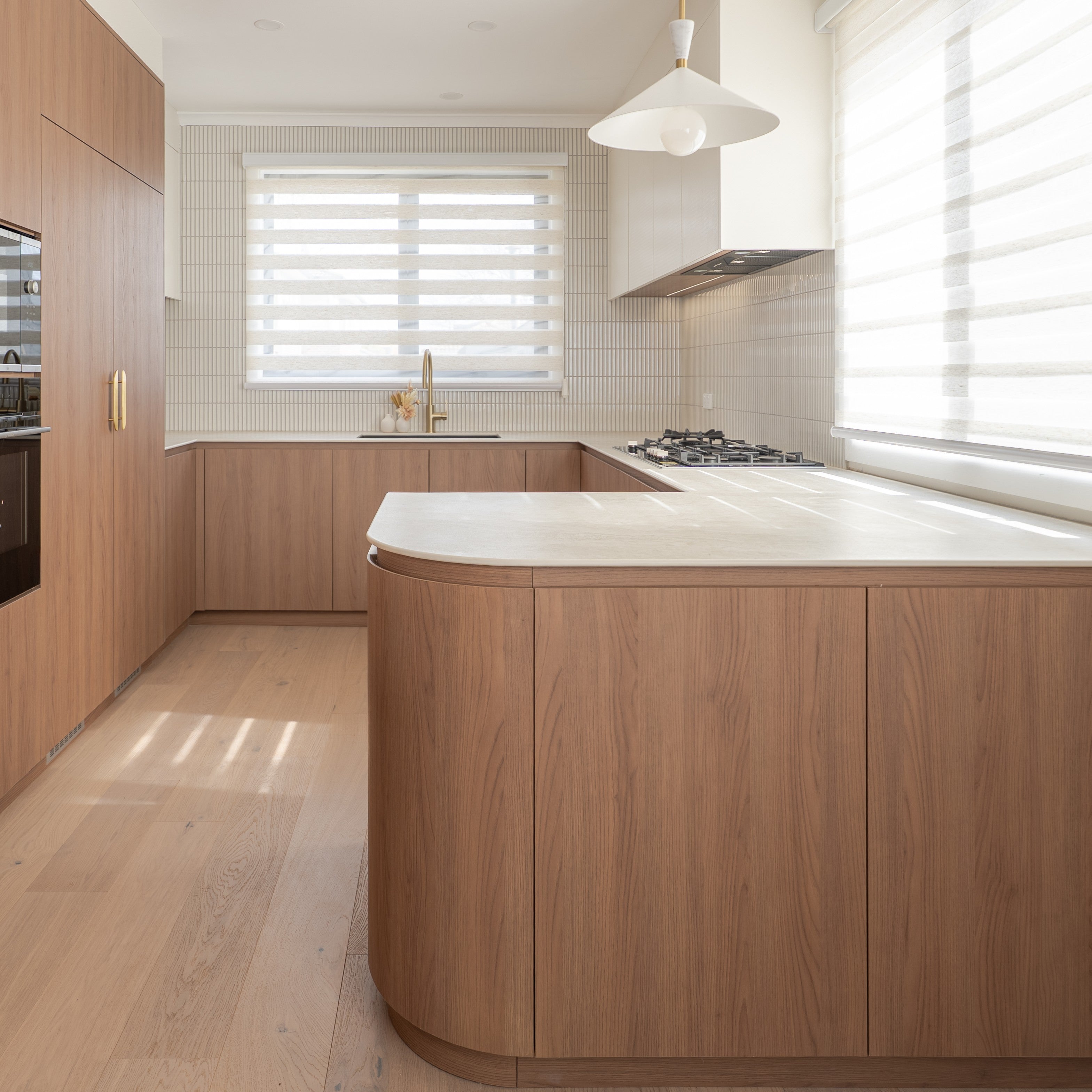 Kitchen Island Ends: 6 Stylish Ways to Finish Your Benchtop and Cabinetry Kitchen Island Ends: 6 Stylish Ways to Finish Your Benchtop and Cabinetry